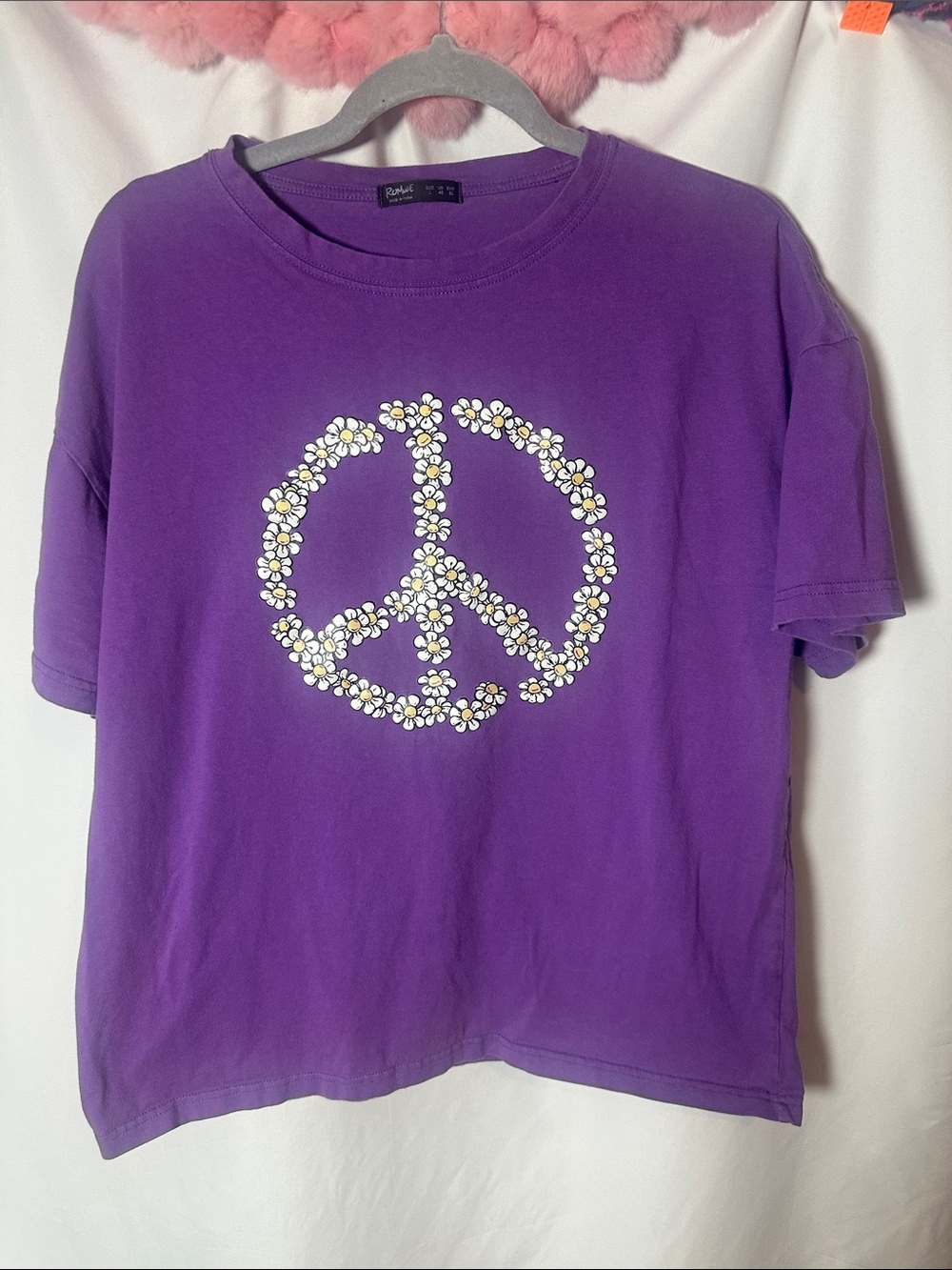 ROMWE Purple Tee with Daisy Peace Sign Graphic